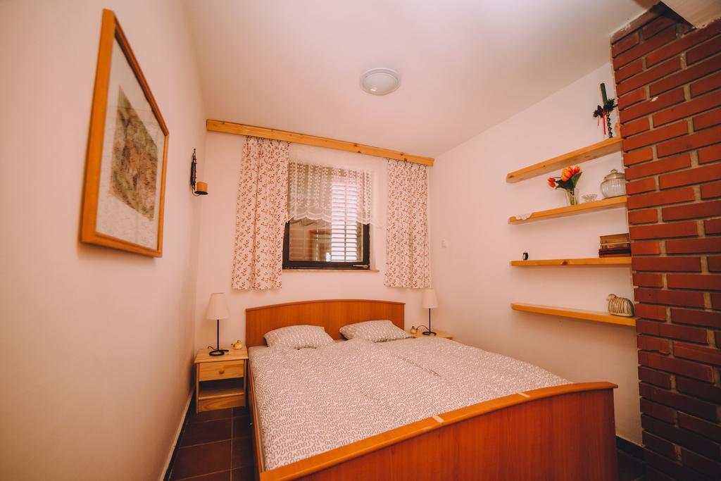 Holiday Home Castanea Praporcan Exterior photo