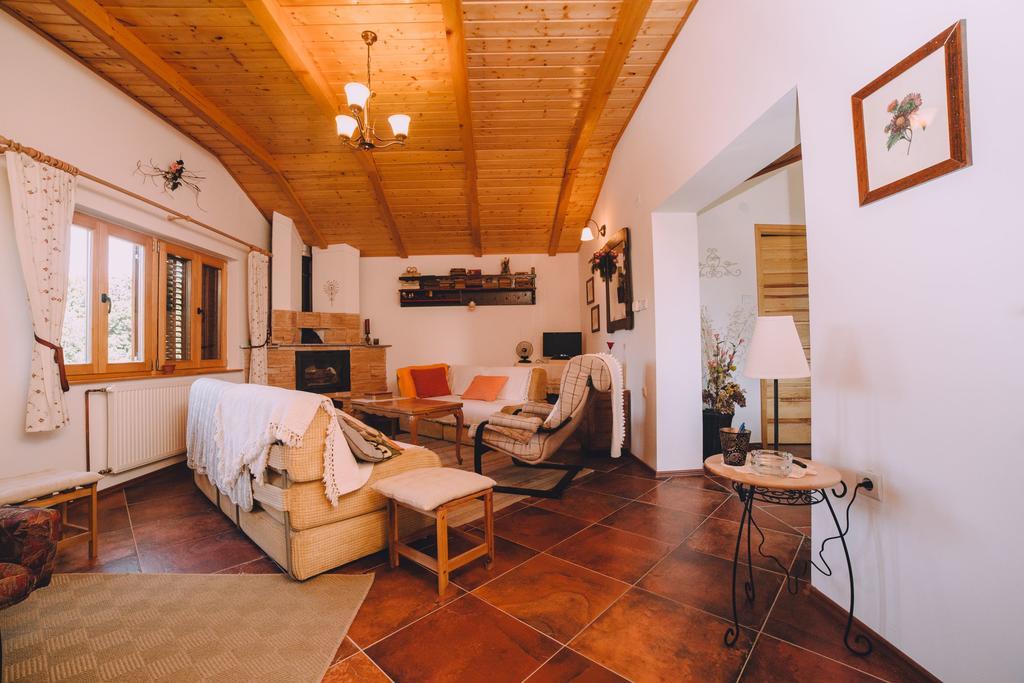 Holiday Home Castanea Praporcan Exterior photo